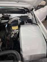 Load image into Gallery viewer, 88-98 OBS Stage 2 Inner Fenders